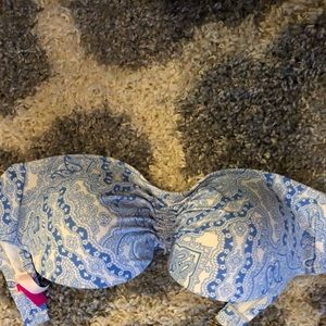 Victoria’s Secret bikini top